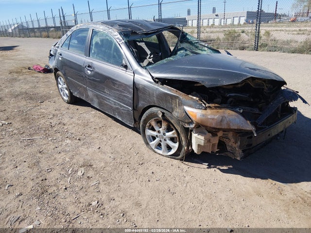 2011 TOYOTA CAMRY LE