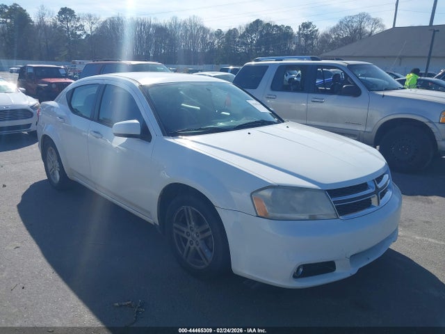 DODGE AVENGER SXT - 1