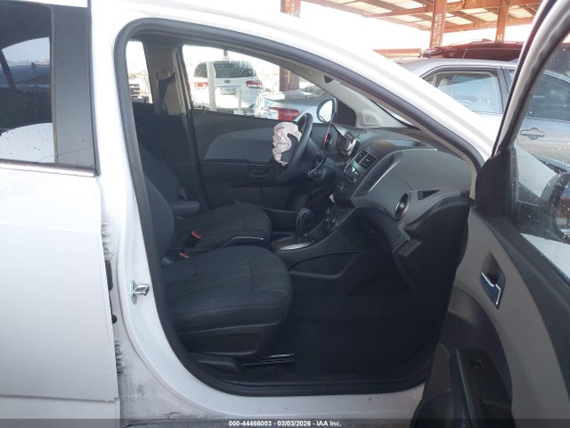 CHEVROLET SONIC 2LT - 5