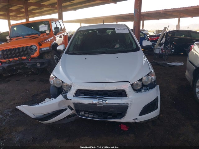 CHEVROLET SONIC 2LT - 6