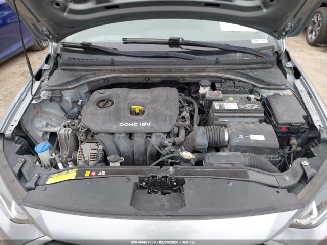 HYUNDAI ELANTRA - 10