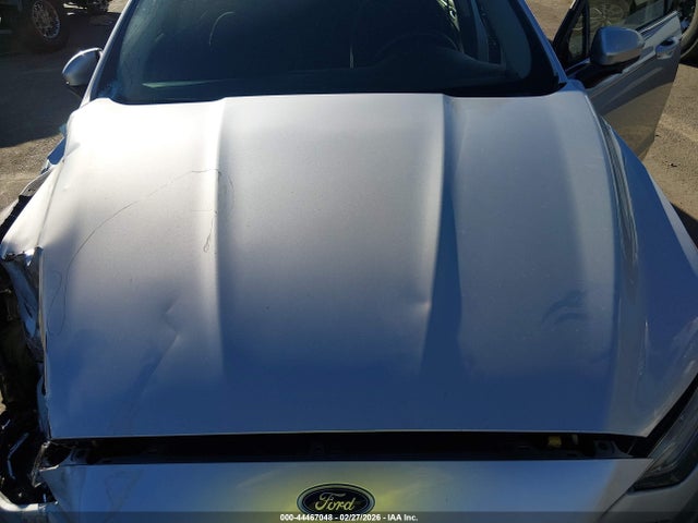 FORD FUSION HYBRID SE - 10