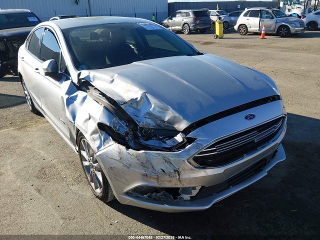 FORD FUSION HYBRID SE - 6