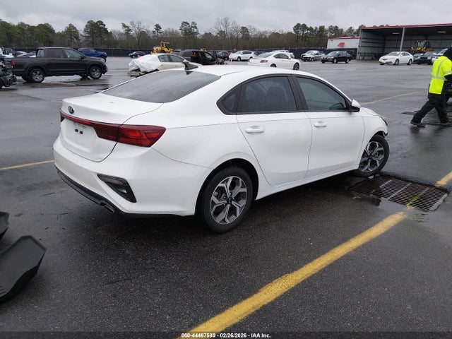 KIA FORTE LXS - 4