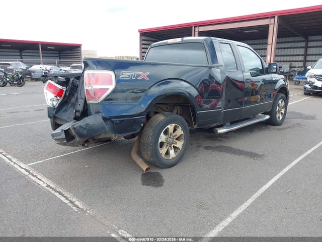 FORD F-150 STX - 4