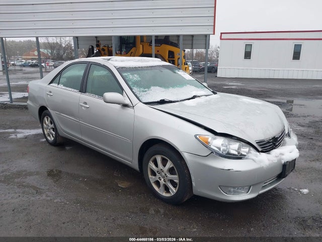 2005 TOYOTA CAMRY XLE V6