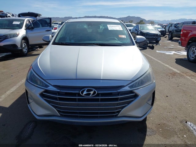 HYUNDAI ELANTRA SEL - 6