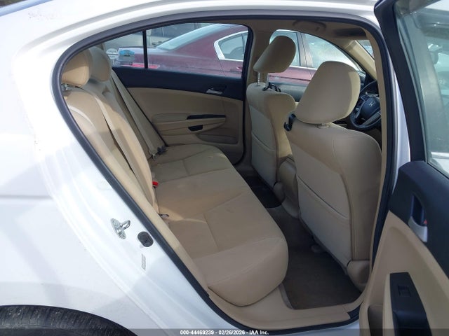 HONDA ACCORD 2.4 LX - 8