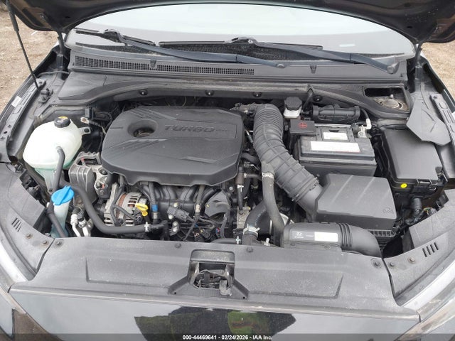 HYUNDAI VELOSTER TURBO - 10