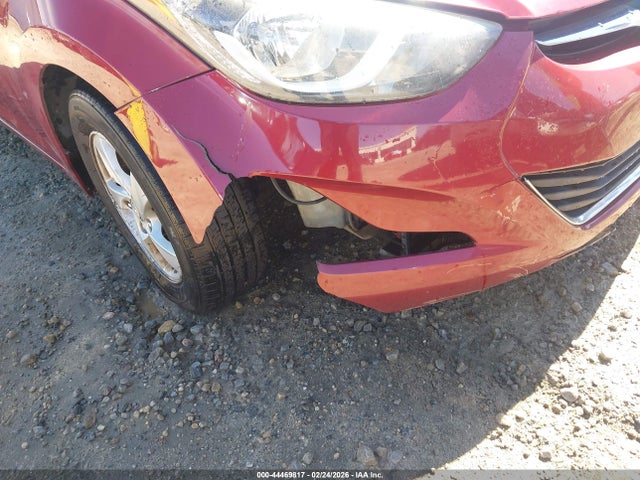 HYUNDAI ELANTRA SE - 6