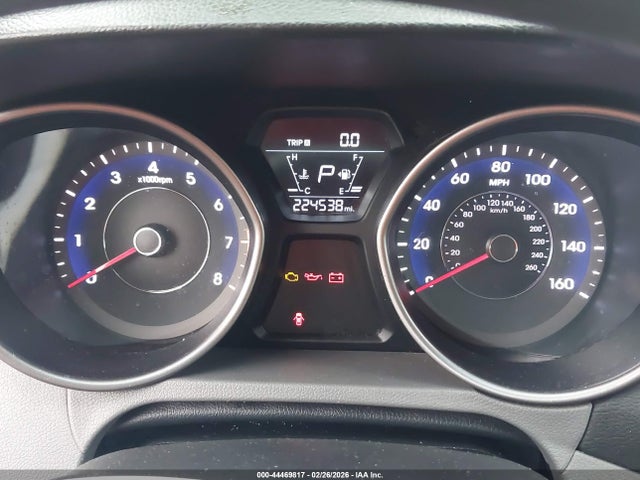 HYUNDAI ELANTRA SE - 7