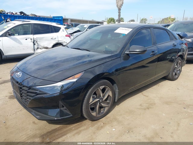 HYUNDAI ELANTRA SEL - 2