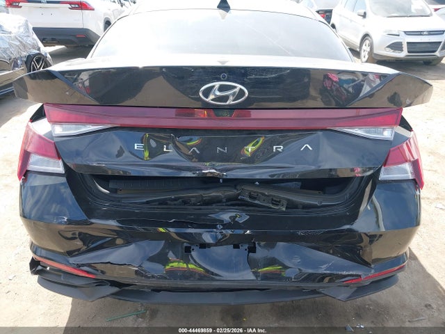 HYUNDAI ELANTRA SEL - 6