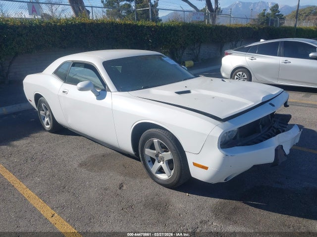 DODGE CHALLENGER SE - 1