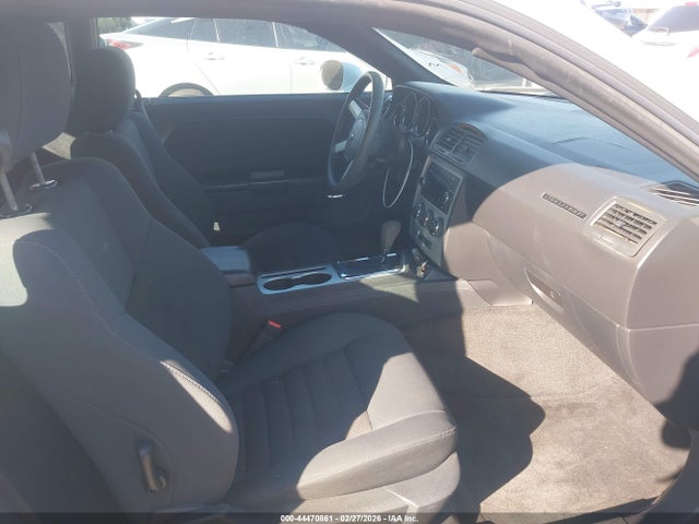 DODGE CHALLENGER SE - 5