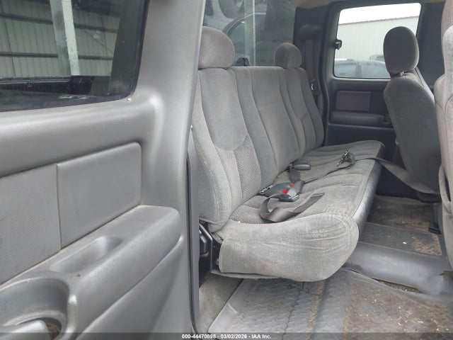 CHEVROLET SILVERADO 1500 LS - 8