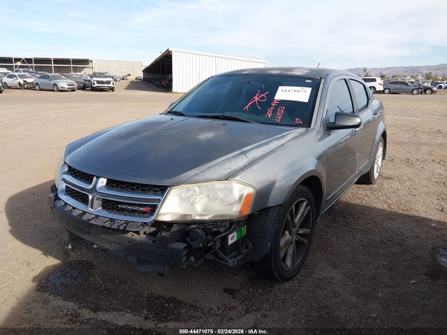 DODGE AVENGER SE - 2