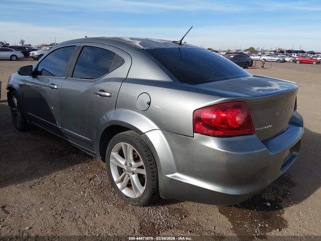 DODGE AVENGER SE - 3
