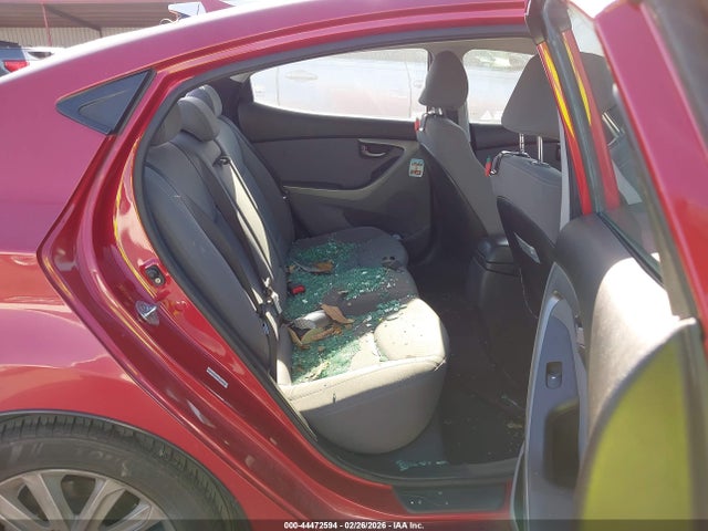 HYUNDAI ELANTRA SE - 8