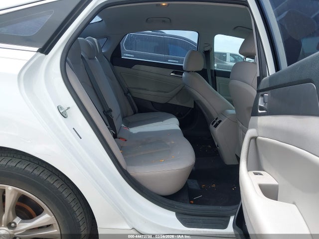 HYUNDAI SONATA - 8