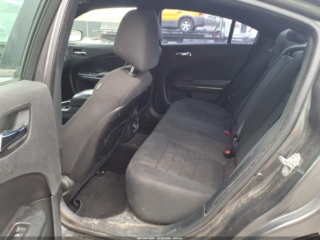 DODGE CHARGER SE - 8