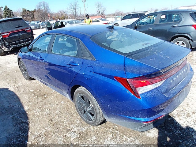 HYUNDAI ELANTRA SEL - 3