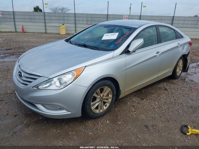 HYUNDAI SONATA GLS - 2