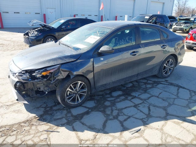 KIA FORTE LXS - 2