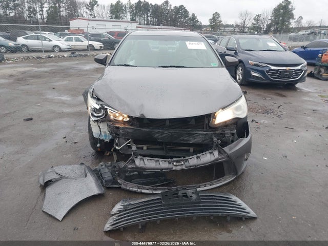 2016 Toyota CAMRY LE — миниатюра 13