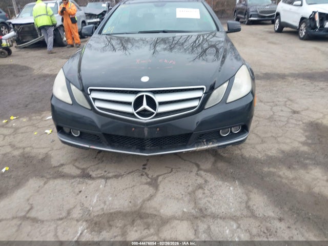 MERCEDES-BENZ E-CLASS - 6