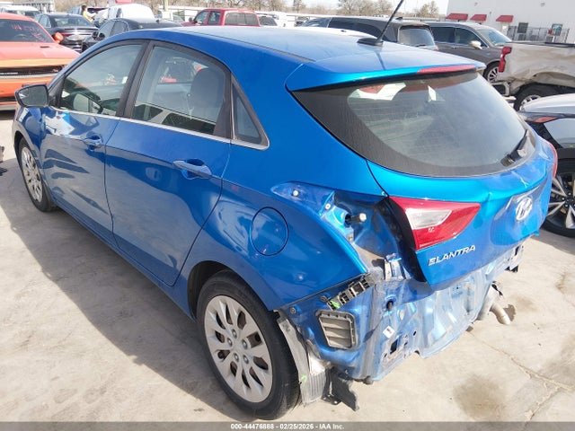 HYUNDAI ELANTRA GT - 3