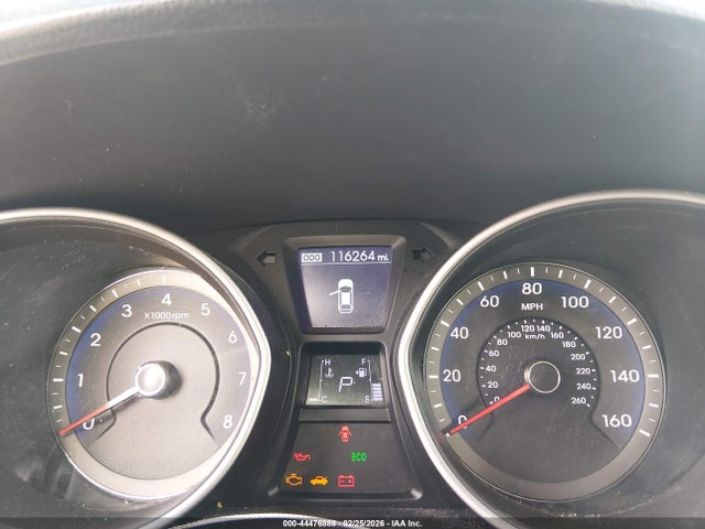 HYUNDAI ELANTRA GT - 7