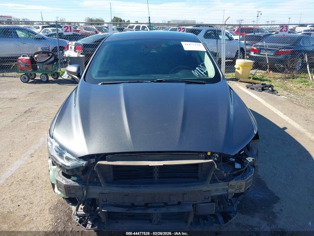 صورة مصغرة 12 لـ 2020 FORD FUSION SE