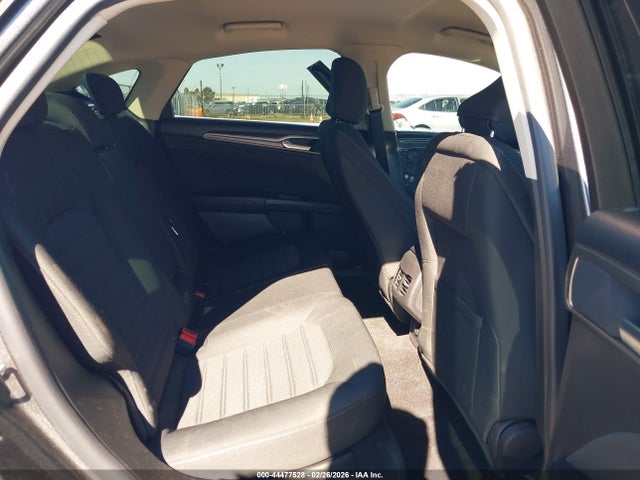 صورة 8 لـ 2020 FORD FUSION SE