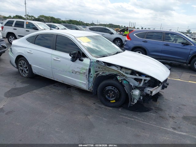 HYUNDAI SONATA SEL - 1