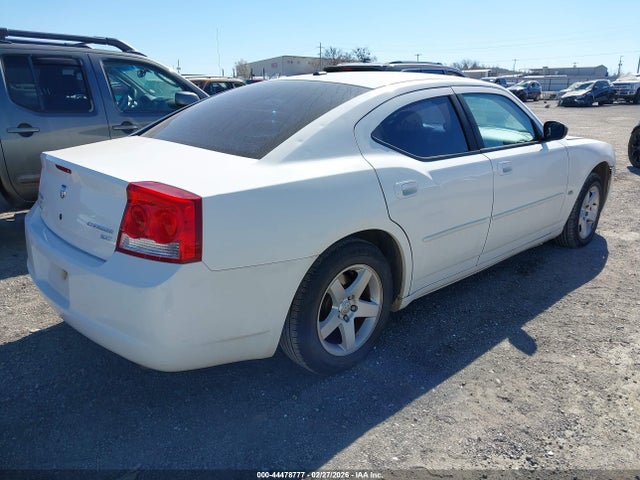 DODGE CHARGER SXT - 4