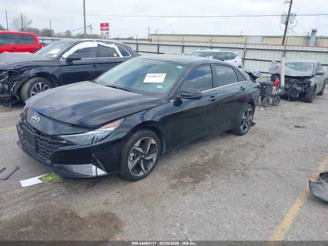 HYUNDAI ELANTRA HYBRID LIMITED - 2