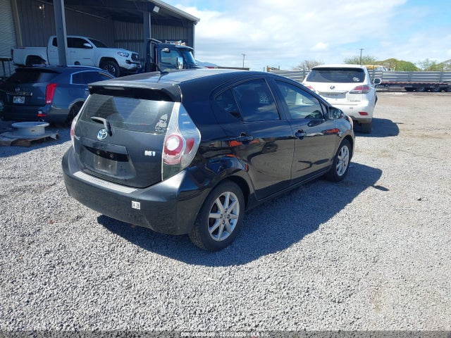 2012 Toyota PRIUS C THREE — фото 4