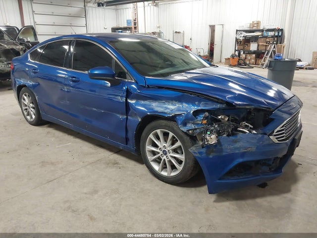 FORD FUSION SE - 1