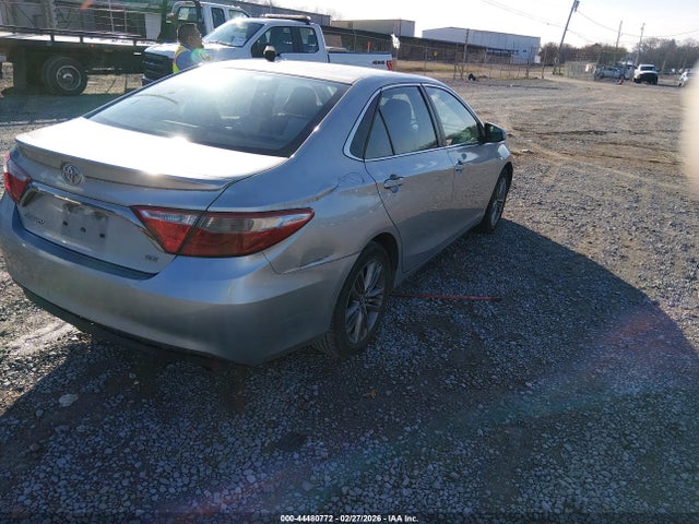 TOYOTA CAMRY - 4