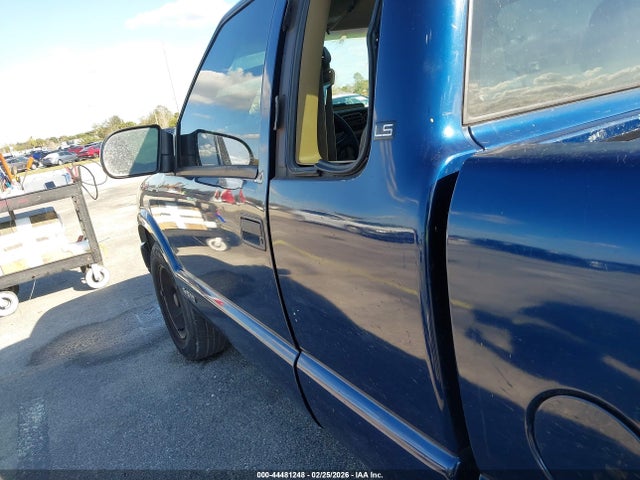 CHEVROLET S-10 LS - 6