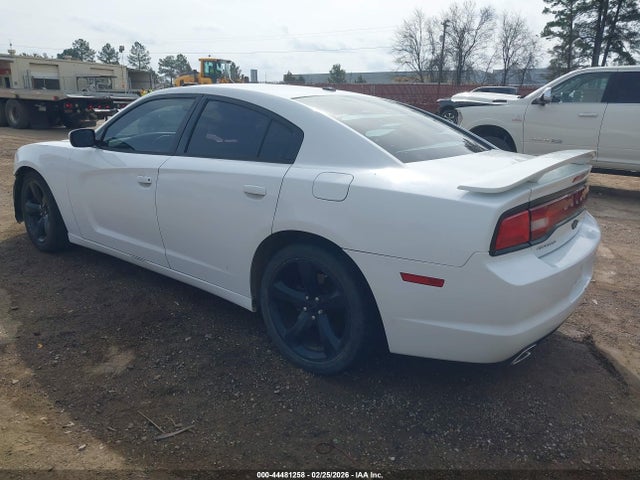 DODGE CHARGER SXT - 3