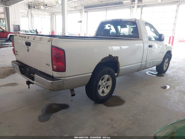 DODGE RAM 1500 SLT - 4