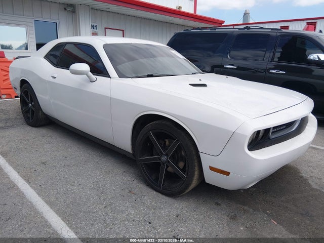 DODGE CHALLENGER SXT - 1