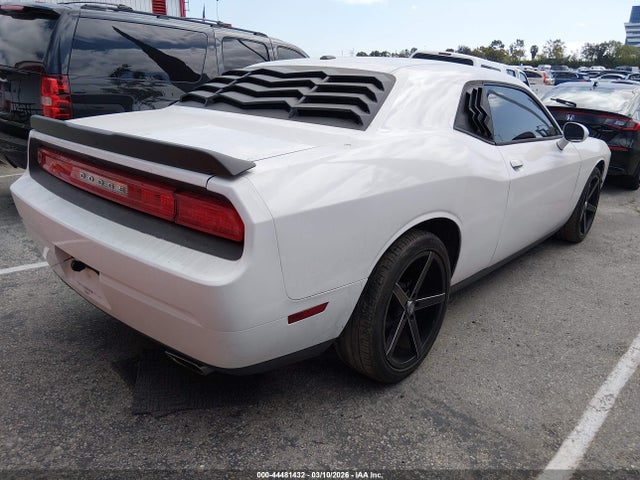 DODGE CHALLENGER SXT - 4