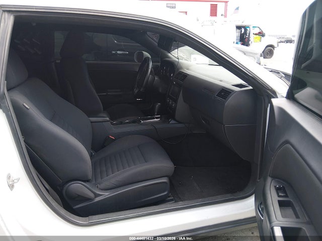 DODGE CHALLENGER SXT - 5