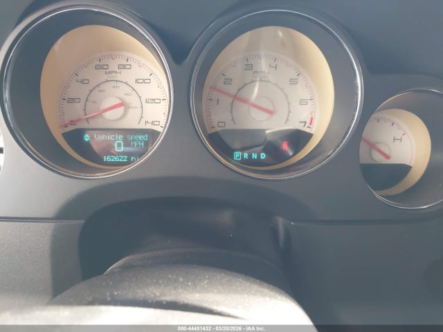 DODGE CHALLENGER SXT - 7