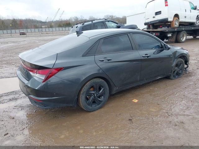 HYUNDAI ELANTRA SEL - 4