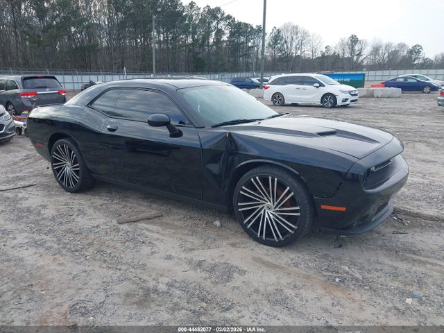 DODGE CHALLENGER SXT - 1