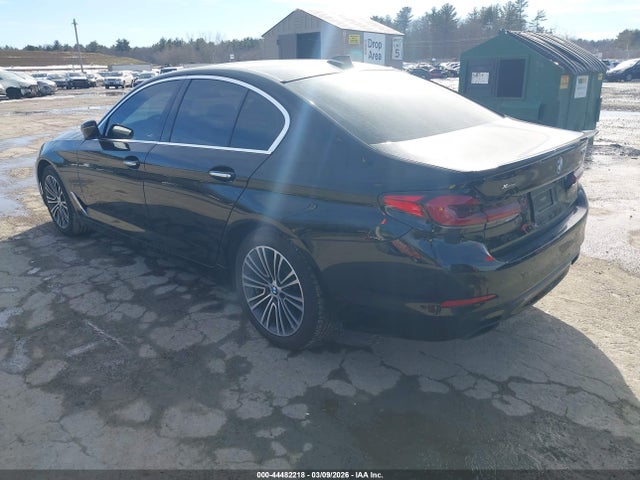 صورة 3 لـ 2018 BMW 540I XDRIVE